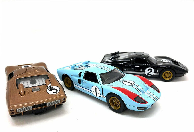Kinsmart 1966 Ford GT40 MKII Heritage Edition 5" 1:32 Scale Die Cast Metal Model Toy Super Race Car, 3 Pieces, Multicolour
Kinsmart 1966 Ford GT40 MKII Heritage Edition 5" 1:32 Scale Die Cast Metal Model Toy Super Race Car, 3 Pieces, Multicolour