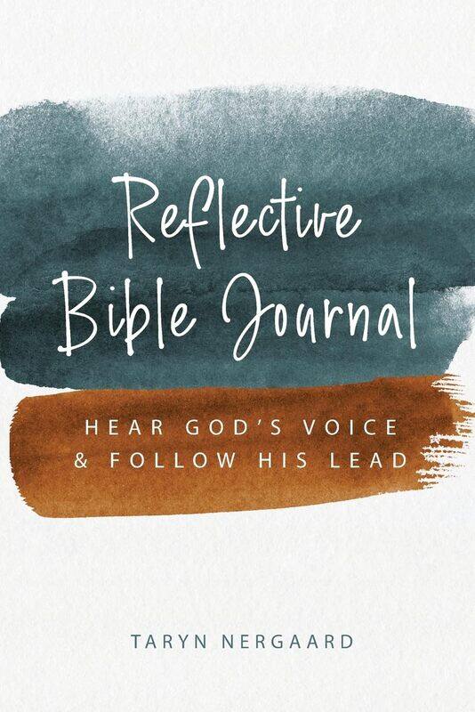 Typewriter Creative Co. Reflective Bible Journal: Hear God's Voice and Follow His Lead
Typewriter Creative Co. Reflective Bible Journal: Hear God's Voice and Follow His Lead