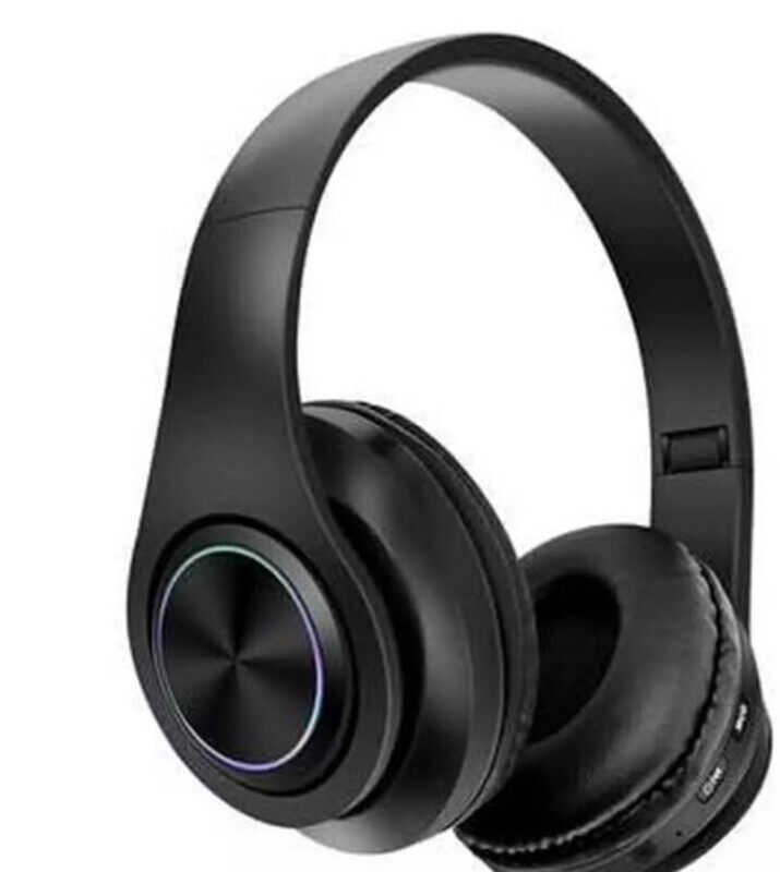 Other P39 Wireless Foldable Over Ear Headphone With Bluetooth Microphone And Stereo Sound - Black
Other P39 Wireless Foldable Over Ear Headphone With Bluetooth Microphone And Stereo Sound - Black