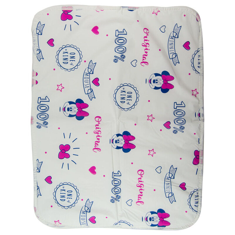 Disney Minnie Mouse 100% Waterproof Baby Diaper Changing Pad, 0+ Months, Pink/White/Blue
Disney Minnie Mouse 100% Waterproof Baby Diaper Changing Pad, 0+ Months, Pink/White/Blue