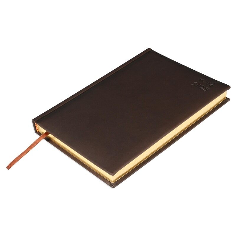 FIS2025 Golden A5 Diary, Italian PU Materials, 1 Side Padded Cover, Gold Gilded Edges, Size A5(148x210mm) Arabic/English, 70gsm Italian Ivory Paper, D
FIS2025 Golden A5 Diary, Italian PU Materials, 1 Side Padded Cover, Gold Gilded Edges, Size A5(148x210mm) Arabic/English, 70gsm Italian Ivory Paper, D