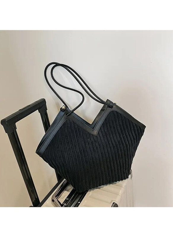 Chia Fashion Striped Pattern Niche Design V-Shaped Shoulder Bag for Women, Black
Chia Fashion Striped Pattern Niche Design V-Shaped Shoulder Bag for Women, Black