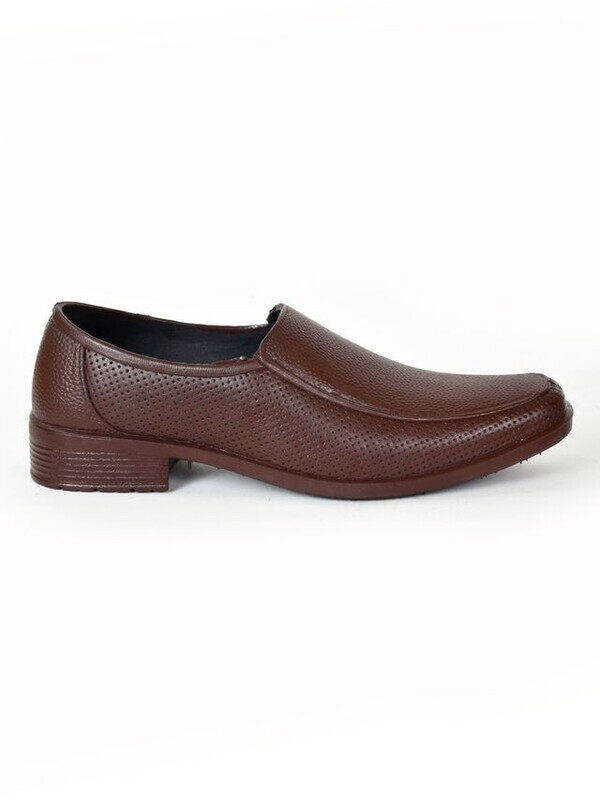 Ajanta Brown Washable Shoe for Men FK0090-8 - Washable & Water-Proof - US 9, UK 8 , EU 42
Ajanta Brown Washable Shoe for Men FK0090-8 - Washable & Water-Proof - US 9, UK 8 , EU 42