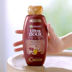 Garnier Ultra Doux Almond Castor Oil Shampoo, 400ml