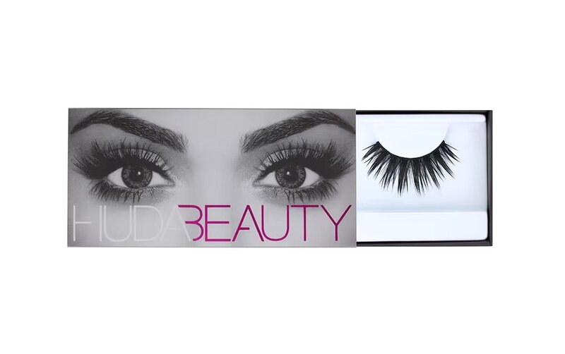 

HUDA BEAUTY Classic False Lash - Lana #10