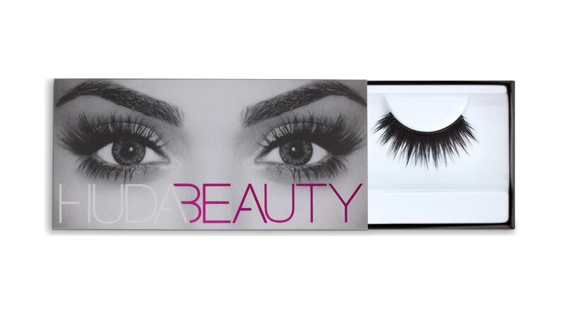 

HUDA BEAUTY Classic Flase Lash - Carmen #9