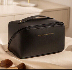 Minimalist Cosmetic Organizer Bag - Durable PU Material Makeup Case with Easy-Care Zipper