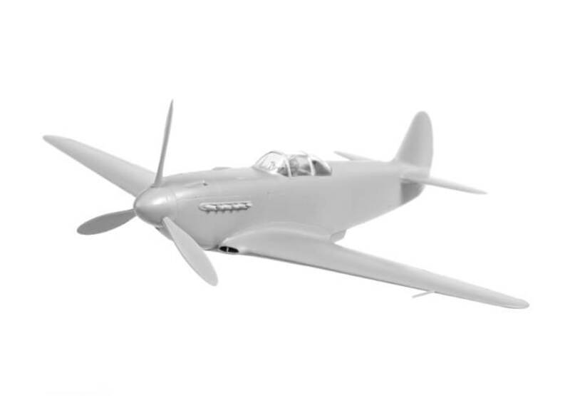 Zvezda Aircraft Models 1/48 Scale #4814 Soviet Fighter Yakovlev