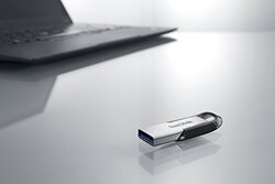 SanDisk 512GB Ultra Flair USB 3.0 Flash Drive, Grey