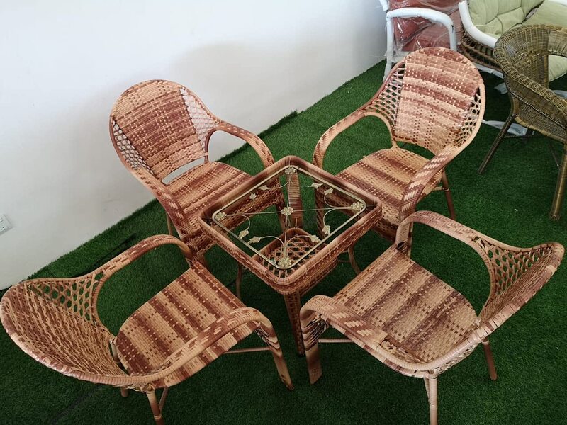 Yulan Patio Rattan Coffee Table for Garden Furniture Sets, 4 Piece Yellow
