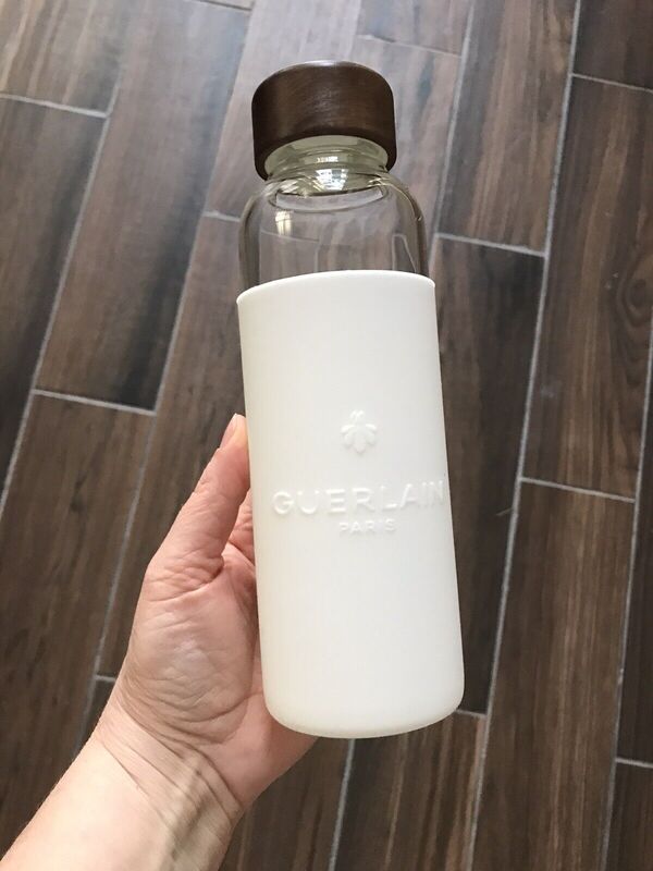 Guerlain Glass Water Bottle 550 ml Glass Bottle White Silicone Sleeve