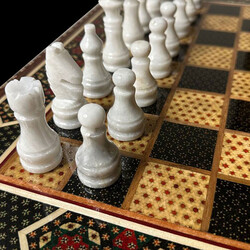 لوحة الشطرنج اليدوية ومجموعة لعبة الطاولة