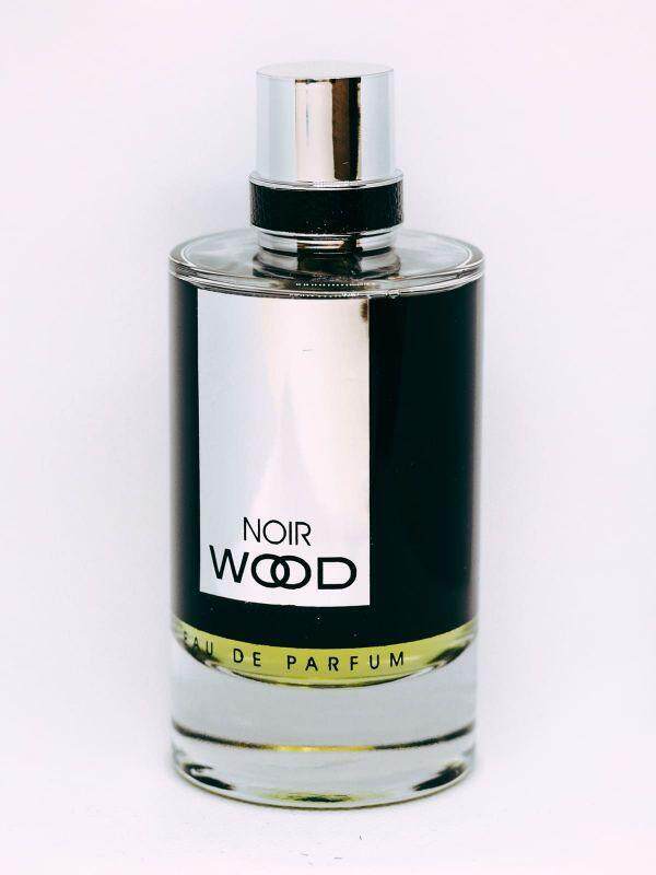 

Mirage Noir Wood EDP Perfume 100Ml