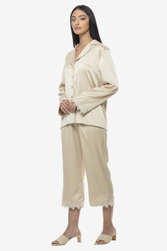 

Kayfi Beige Dantel Trim Top, 14 UK, Beige