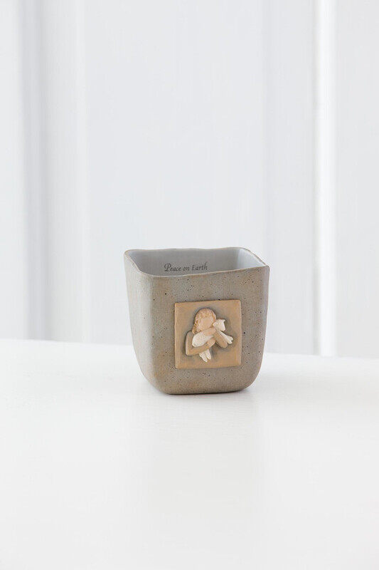 

Classic Willow Tree -Peace on Earth Candle Holder