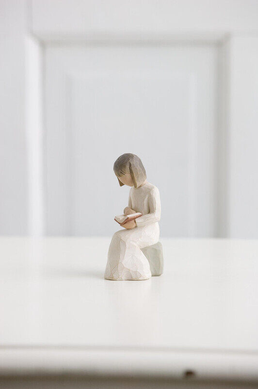 

Classic Willow Tree - Wisdom Figurine
