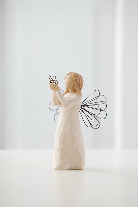 

Classic Willow Tree -ANGEL OF FREEDOM Figurine