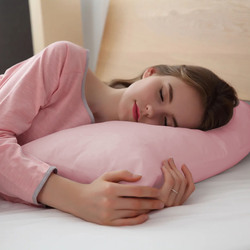 Cotton Home V-Shaped Pillow, Pink