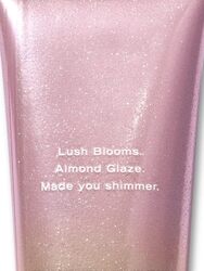 Victoria's Secret Velvet Petals Shimmer Fragrance Lotion, 236ml