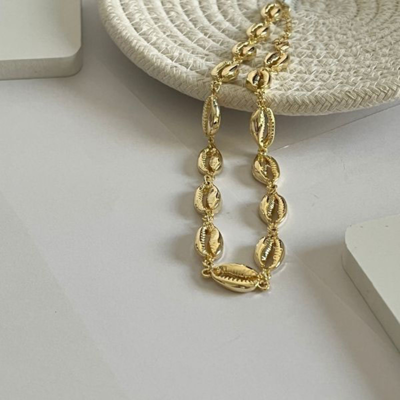 Elegantix Seashell Necklace for Women, Gold