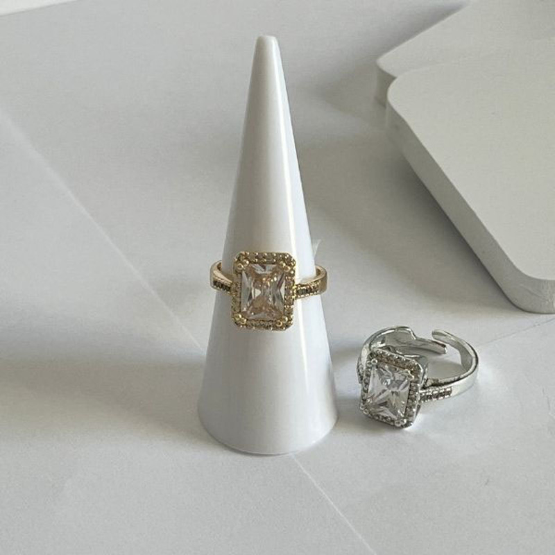 Elegantix Big Rectangle Zircon Ring for Women, Silver
