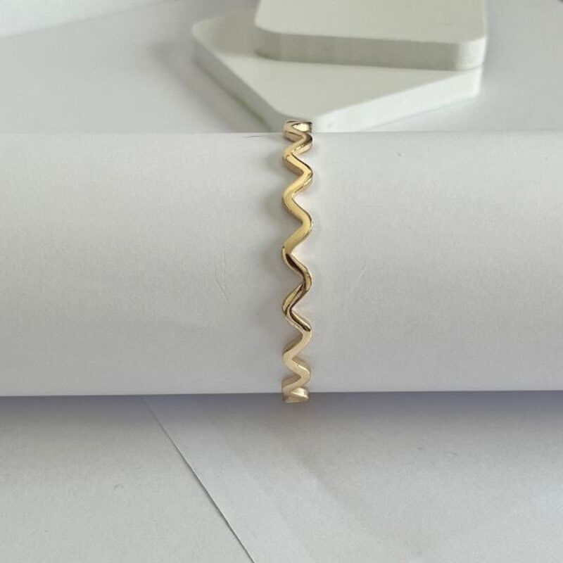 

Elegantix Zigzag Bangle for Women, Gold