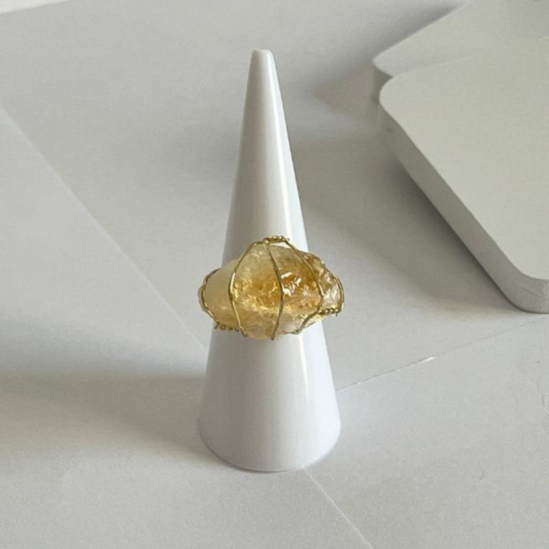 Elegantix Wired Natural Crystal Ring for Women, Citrine Rough Stone