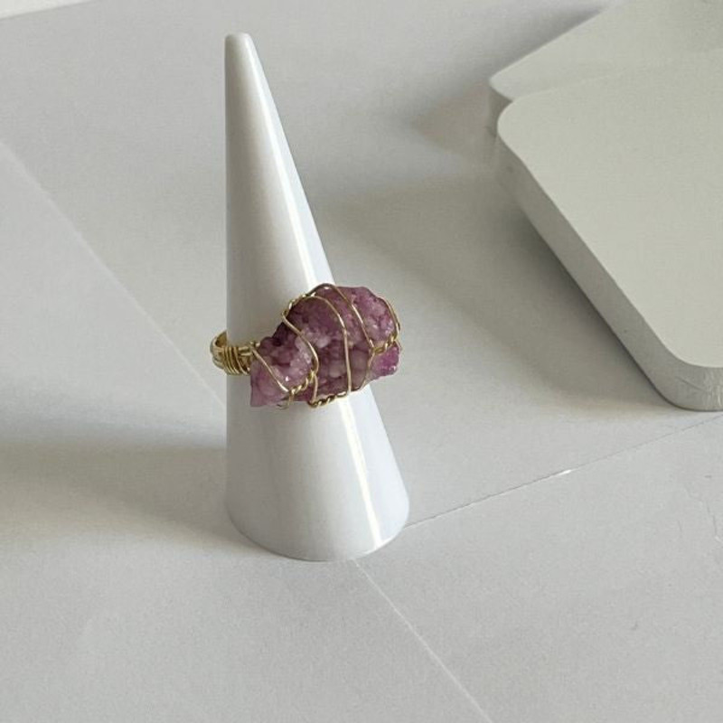 Elegantix Wired Natural Crystal Ring for Women, Amethyst