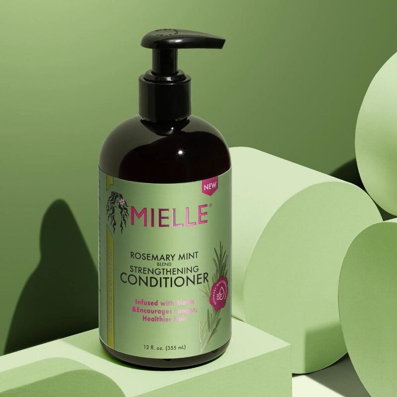 Mielle Organics Rosemary Mint Strengthening Set - Shampoo, Conditioner, Hair Mask - Infused with Biotin, Cleanses and Helps Strengthen Weak and Brittle Hair 355 ml / 12 Oz