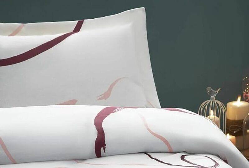 

Yatas Bedding Yatas Double Size Caro PC Duvet Cover Set