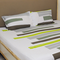 Hometex Design Dear Printed 100% Cotton Flat Sheet Set, 1 Flat Sheet + 2 Pillow Cases, King, Multicolour