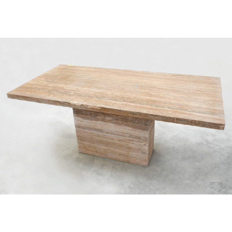 TRAVA 02 DINING TABLE