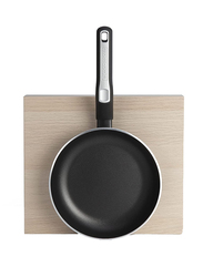 Black + Decker 20cm Non-Stick Fry Pan & Frying Pan with 5 Layer PTFE Spray Coating, 37.2 x 23.7 x 6.4cm, Black