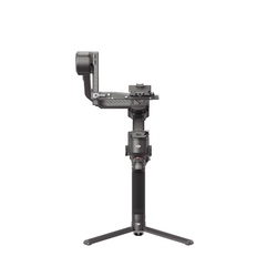 DJI RS 4 Pro Gimbal Stabilizer