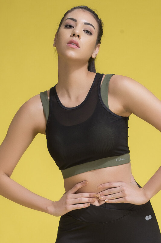 

Clovia Medium Impact Padded Sports Bra with Removable Cups in Black