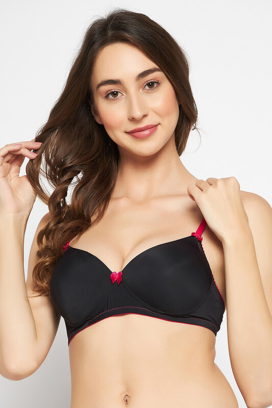 

Clovia Padded Non-Wired Full Cup T-shirt Bra in Black