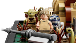 Lego Star Wars: Dagobah Jedi Training Diorama, 75330, 1000 Pieces, Ages 18+