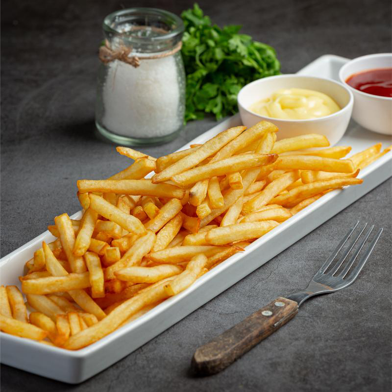 Golden Fresh Salted & Crispy 6mm Coated French Fries, 1 Kg