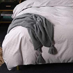 ديلز فور ليس طقم سرير من 6 قطع بتصميم سادة،1 غطاء لحاف + 1 شرشف بمطاط + 4 غطاء وسادة، رمادي، كينغ