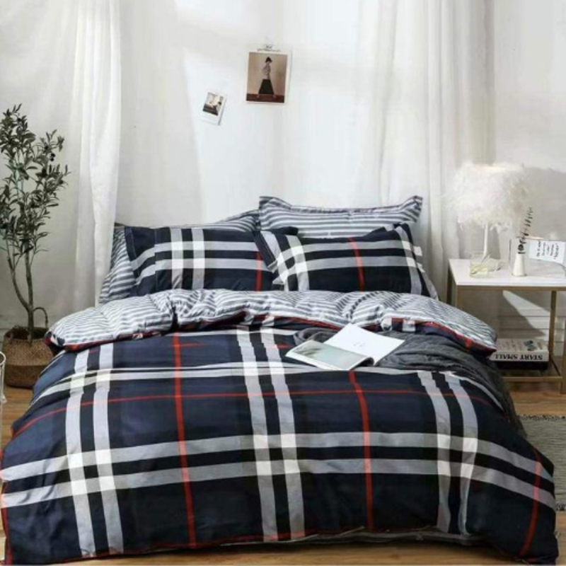 ديلز فور ليس طقم سرير من 4 قطع بتصميم مربعات، 1 غطاء لحاف + 1 شرشف بمطاط + 2 غطاء وسادة، أزرق/أبيض، مفرد