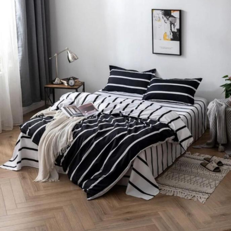 ديلز فور ليس طقم سرير من 6 قطع بتصميم خطوط أفقية، 1 غطاء لحاف + 1 شرشف سرير + 4 غطاء وسادة، أسود/أبيض، كوين/ مزدوج