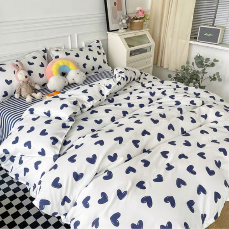 Luna Home 4-Piece Small Hearts Design Bedding Set without Filler, 1 Duvet Cover + 1 Fitted Sheet + 2 Pillow Cases, Single, White