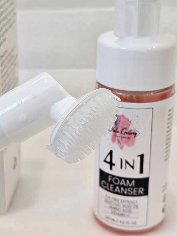 

Other Brand Olala Korean Foam Cleanser 4 in 1