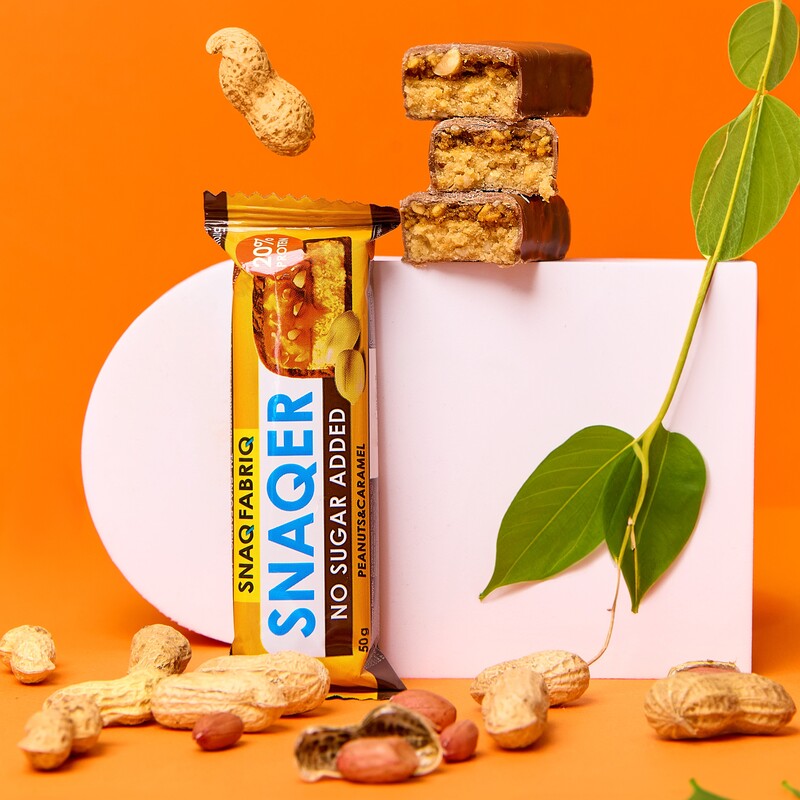 Snaq Fabriq Snaqer Chocolate Protein bar with Peanuts and Caramel No Sugar Added 12x50g