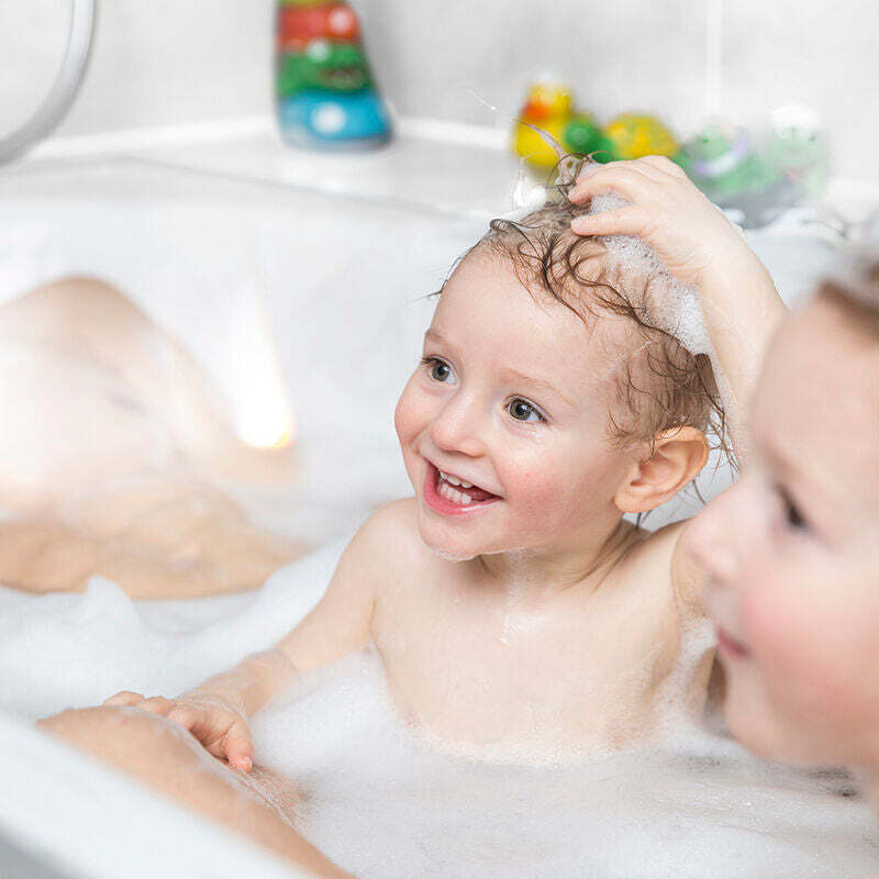 Avon Naturals Kids Swirling Strawberry Body Wash & Bubble Bath - 250ml
