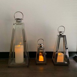 Outdoor Hurricane Triangle Candle Lantern Set, 21 x 8.5 x 4.2cm, Silver