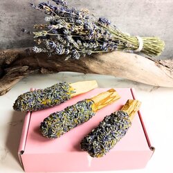 Awafi Mill Palo Santo Lavender Fusion Smudge Set  Organic Beeswax  Wildcrafted Palo Santo from Peru  - (GIFT PACK SET OF 6 POPS)