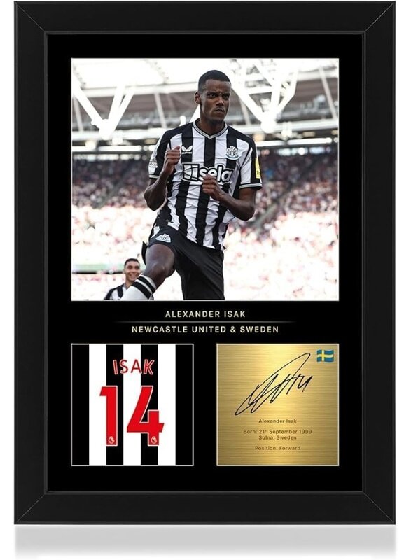 

Home Trove Alexander Isak A4 Framed Photo Display - Reproduced Digital Signature - Gift For Newcastle United Fans