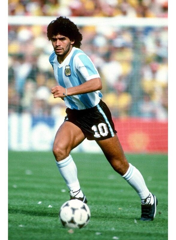 

Home Trove Diego Maradona - Football Legend - Sports Poster - Small Poster(Paper,12x17 inches, MultiColour)