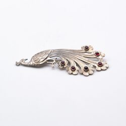 Exquisite 925 Sterling Silver Peacock Design with Red Carnelian Crystals Brooch, Silver